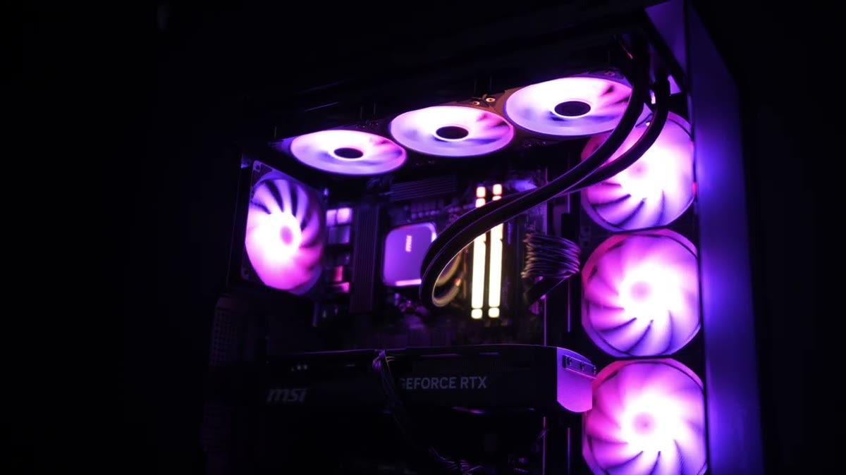 MSI PANO 130R Black Gaming-PC