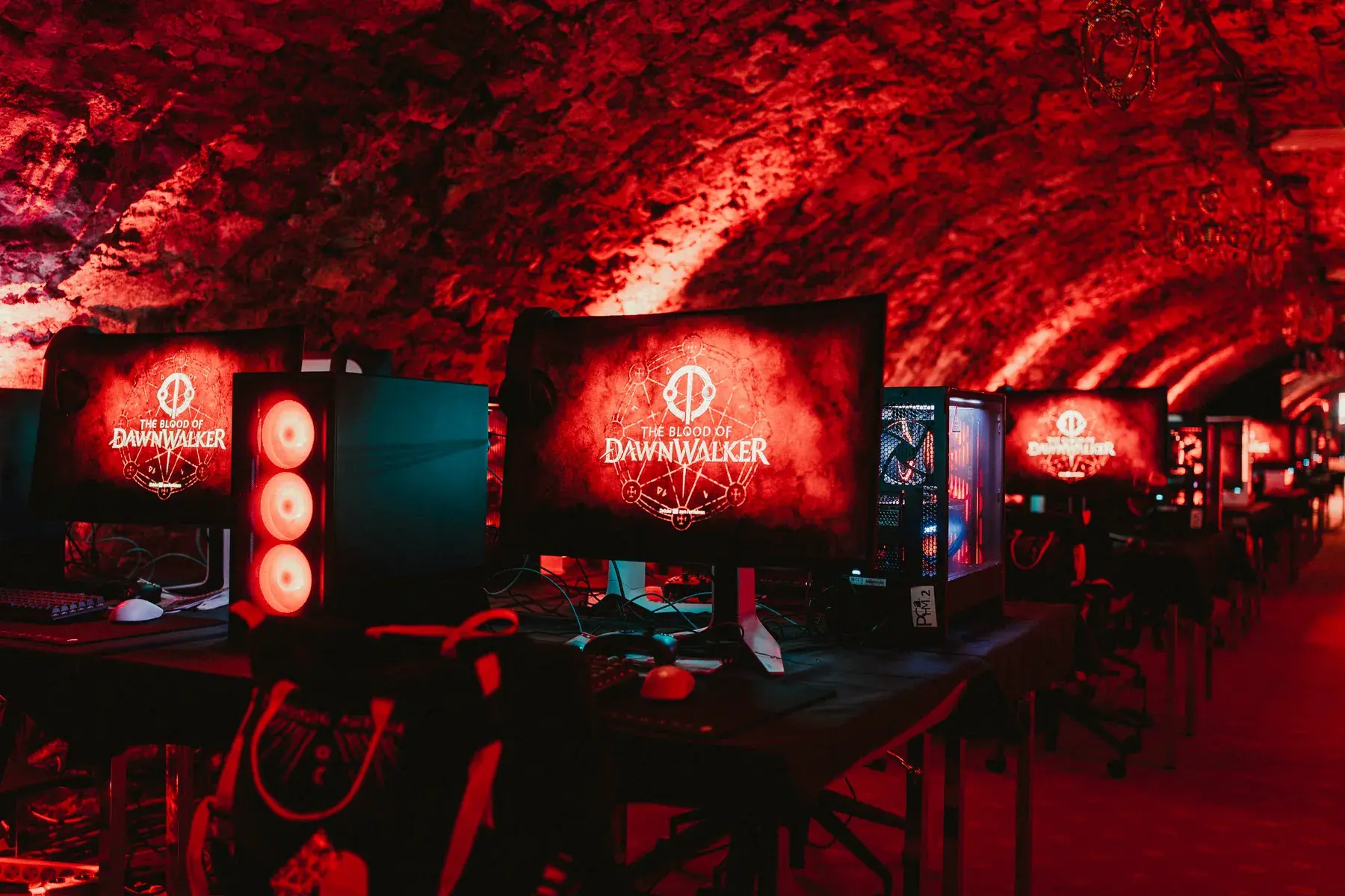 Dawnwalker-Systeme von PCHM und NZXT am Bandai Namco Stand, Gamescom 2026