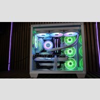 PCHM Einzelstück - High-End Gaming PC WHITE - 7800X3D Grafikkarte nach Wahl