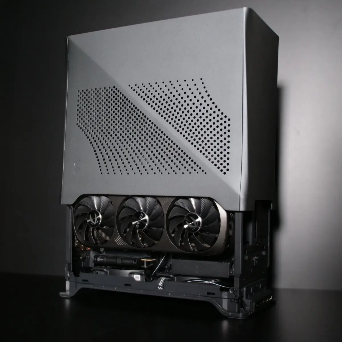 ERA Mini PC Seitenansicht