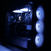 High-End Gaming & Streaming | RTX 5080 | 9800X3D | 2TB | 32GB D5 | Kraken Elite Wakü | EXPRESS