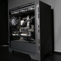 MSI High-End PC 320R BLK I 7800X3D I RTX 5070ti I 32GB D5 I EXPRESS