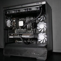 MSI High-End PC 130R BLK I 7800X3D I RTX 5070ti I 32GB D5 I EXPRESS