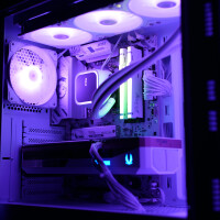 MSI High-End PC 320R WHT I 9800X3D I RTX 5070ti I 32GB D5